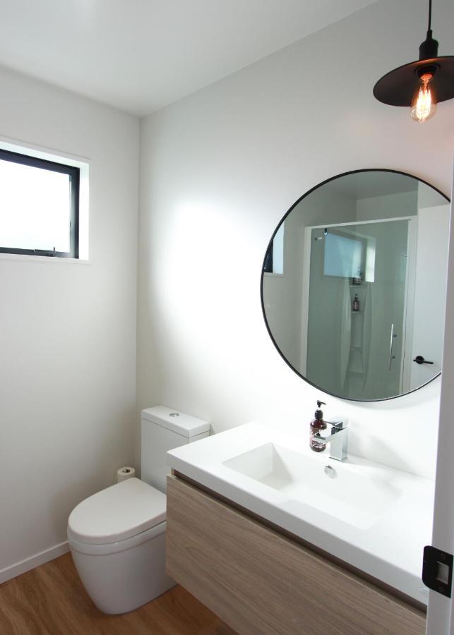 Вилла 3 - Sunny Brand New House Ванака Экстерьер фото
